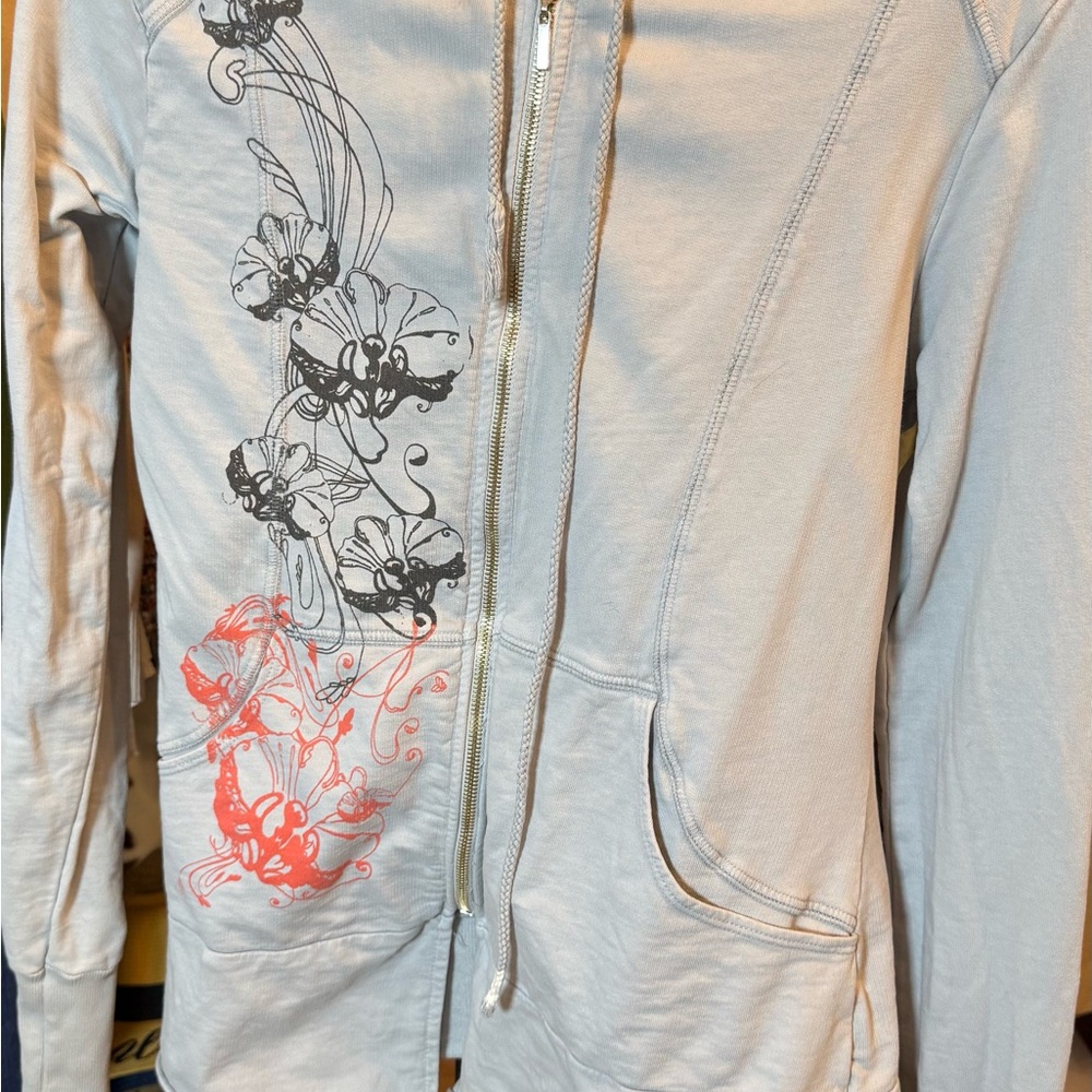 Butterfly Graphic Women's Hoodie - Light Gray